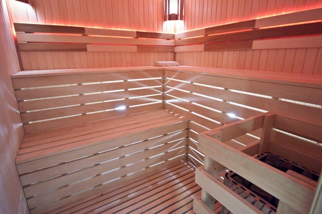 Grand-Marine Hotel & Spa Burlatsja Balka Eksteriør bilde